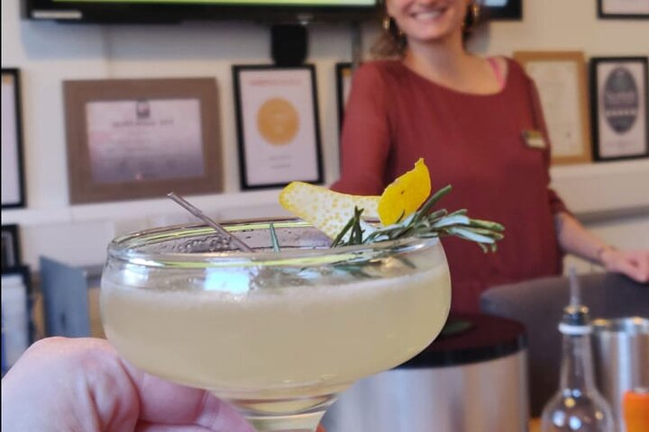 Scottish Cheese & Gin Cocktail Masterclass - Edinburgh Distillery - Photo 1 of 8